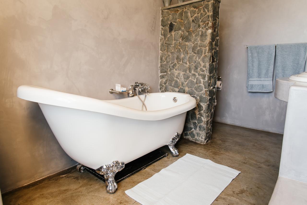 Buffalo Thorn Tree Lodge Swartruggens Екстериор снимка